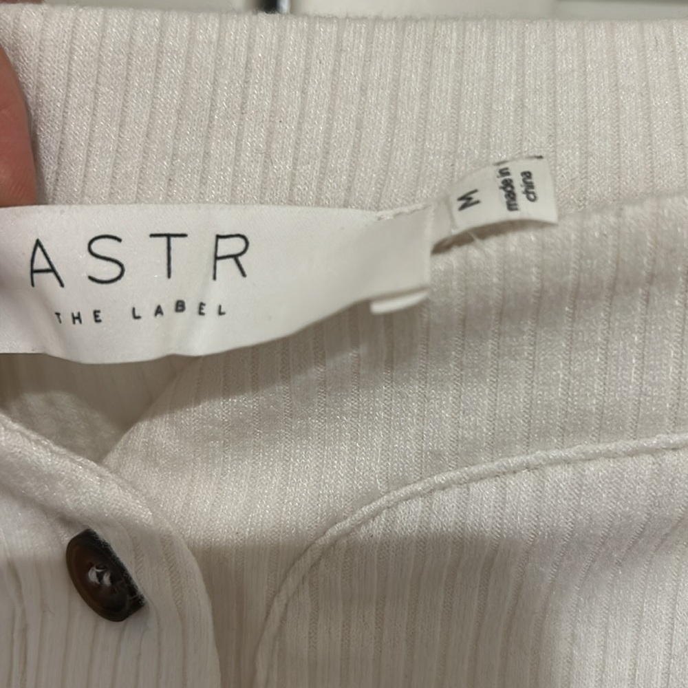 Astr Ribbed Cream Top - Picture 2 of 4